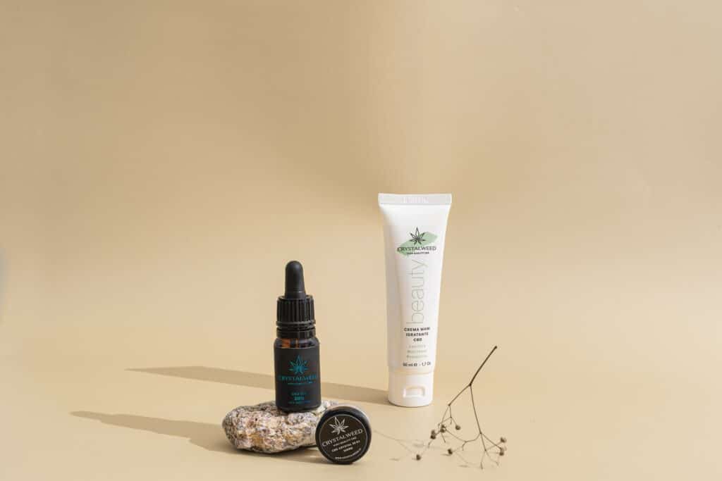 Cristalli di CBD rispetto ad altri prodotti con CBD